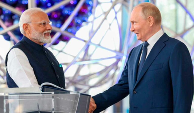 Putin leads global Independence Day greetings, lauds India’s “well-deserved” global respect