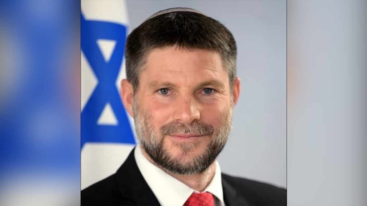 Israel approves 3,401 settler homes in contentious E1 area