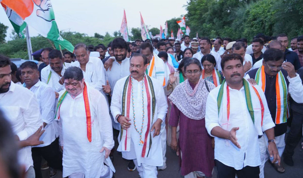 Key Congress leaders including Sridhar Babu, Bhatti skip Meenkashi Natarajan’s Janahitha Yatra in Karimnagar