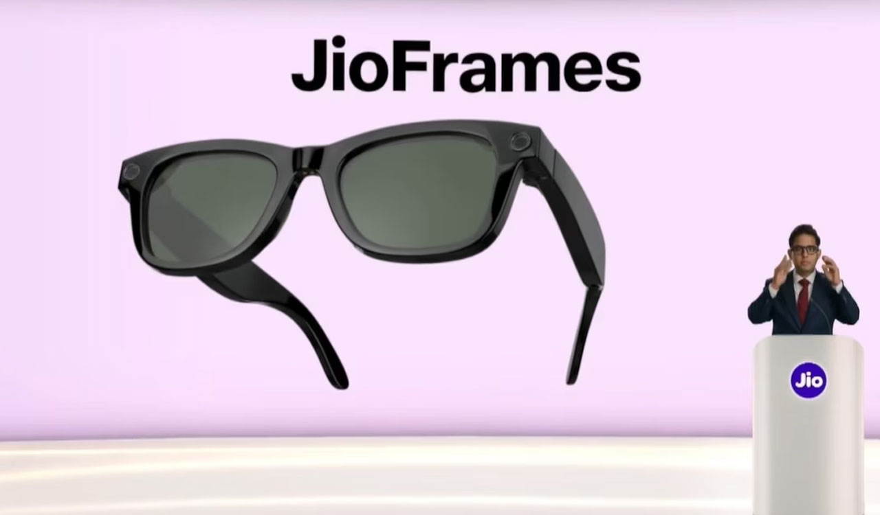 Jio forays into smartglasses with JioFrames