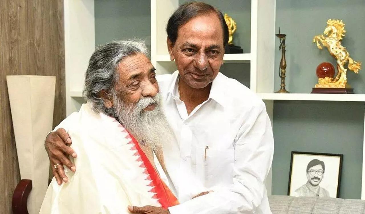 KCR condoles demise of JMM chief Shibu Soren, recalls support for Telangana movement