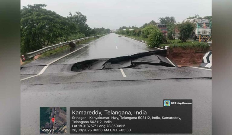 Heavy rains cripple Kamareddy and Nizamabad, NH-44 traffic halted