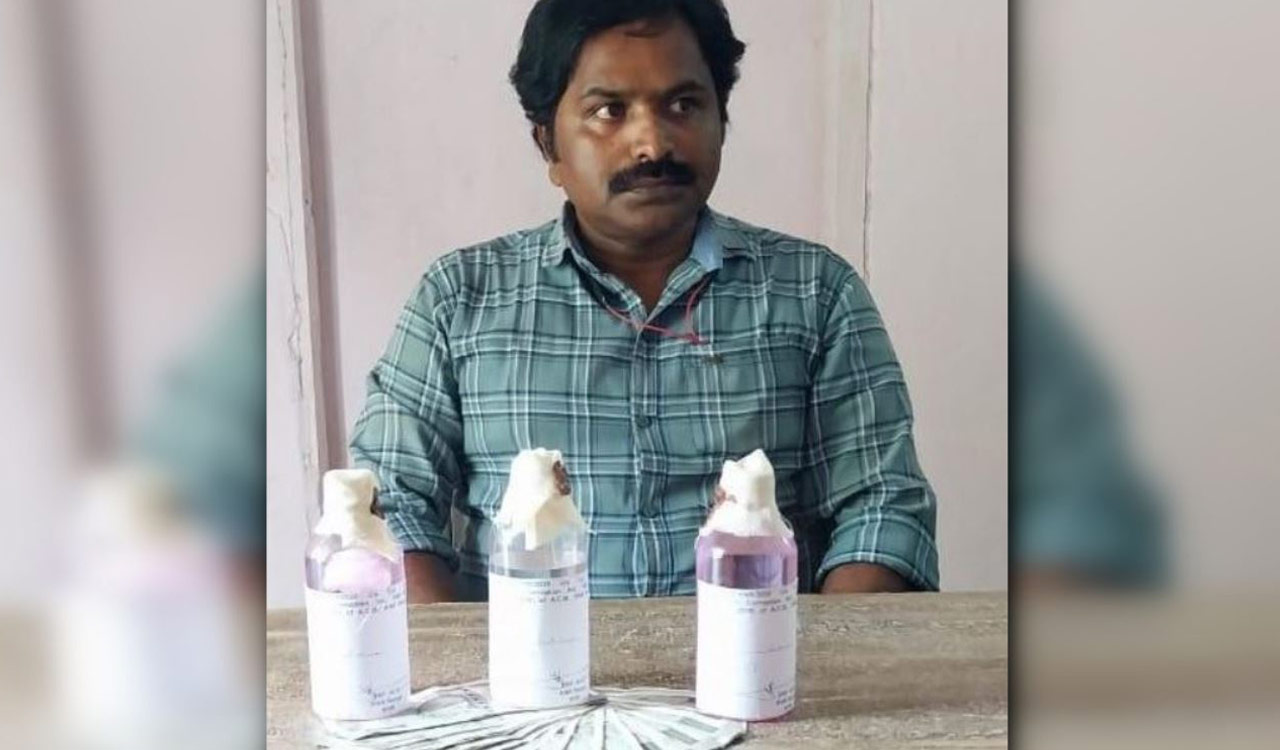 Watch: Karimnagar villagers celebrate ACB trap of panchayat secretary