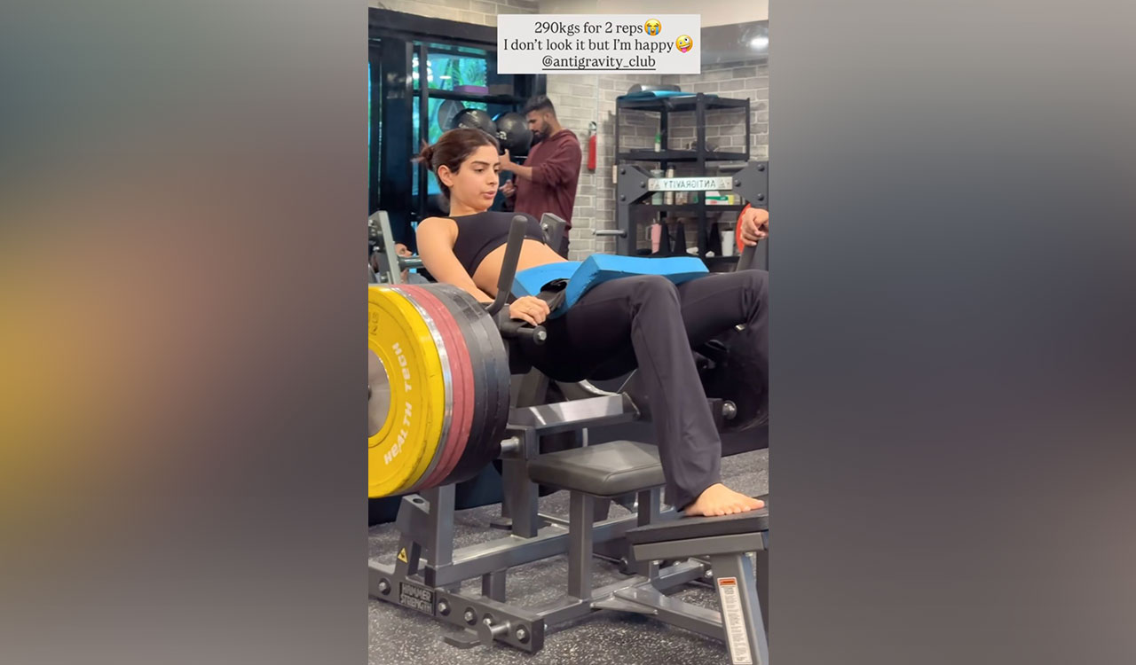 Khushi Kapoor lifts 290 kg in gym, says she’s ‘happy’ despite the strain