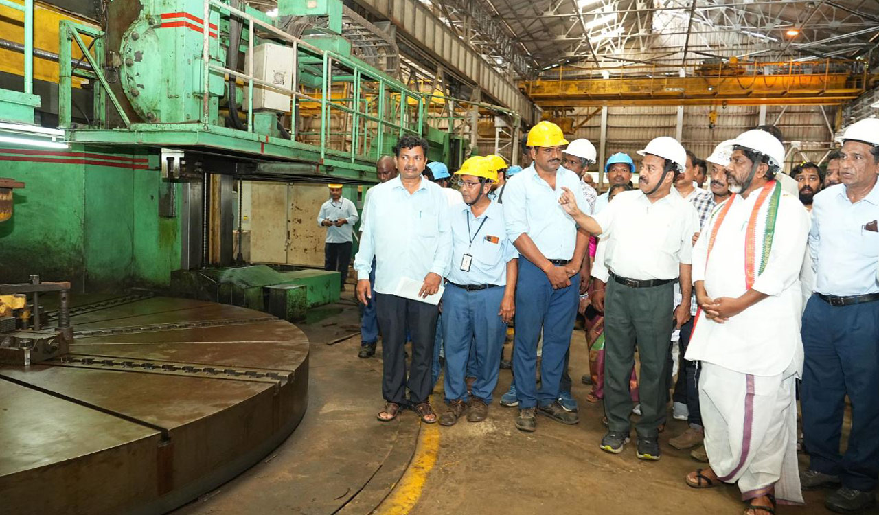 Singareni subsidiary APHMEL must emulate BHEL, compete globally: Deputy CM