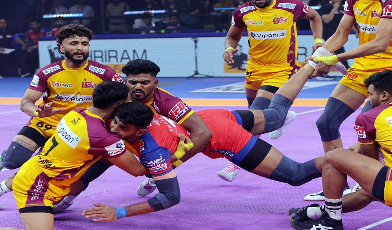 UP Yoddhas edge Telugu Titans in Pro Kabaddi opener
