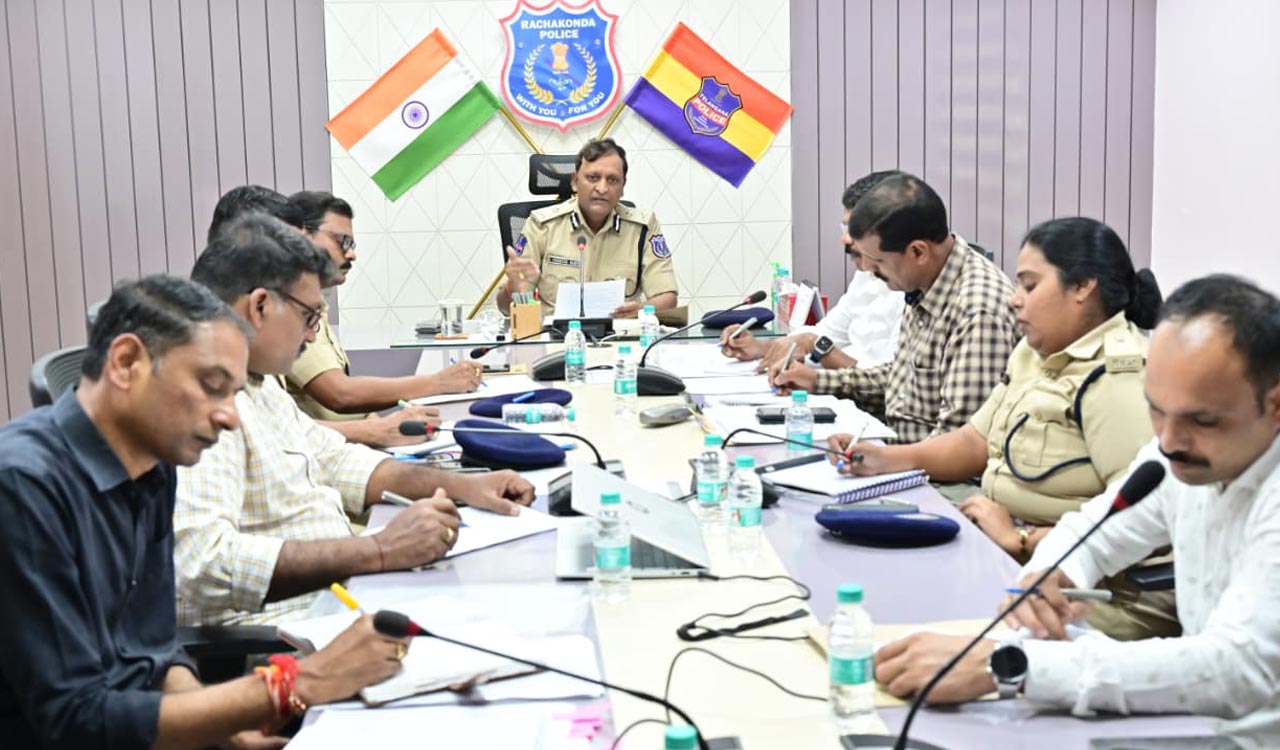 Hyderabad: Rachakonda Police Commissioner reviews Ganesh festival security