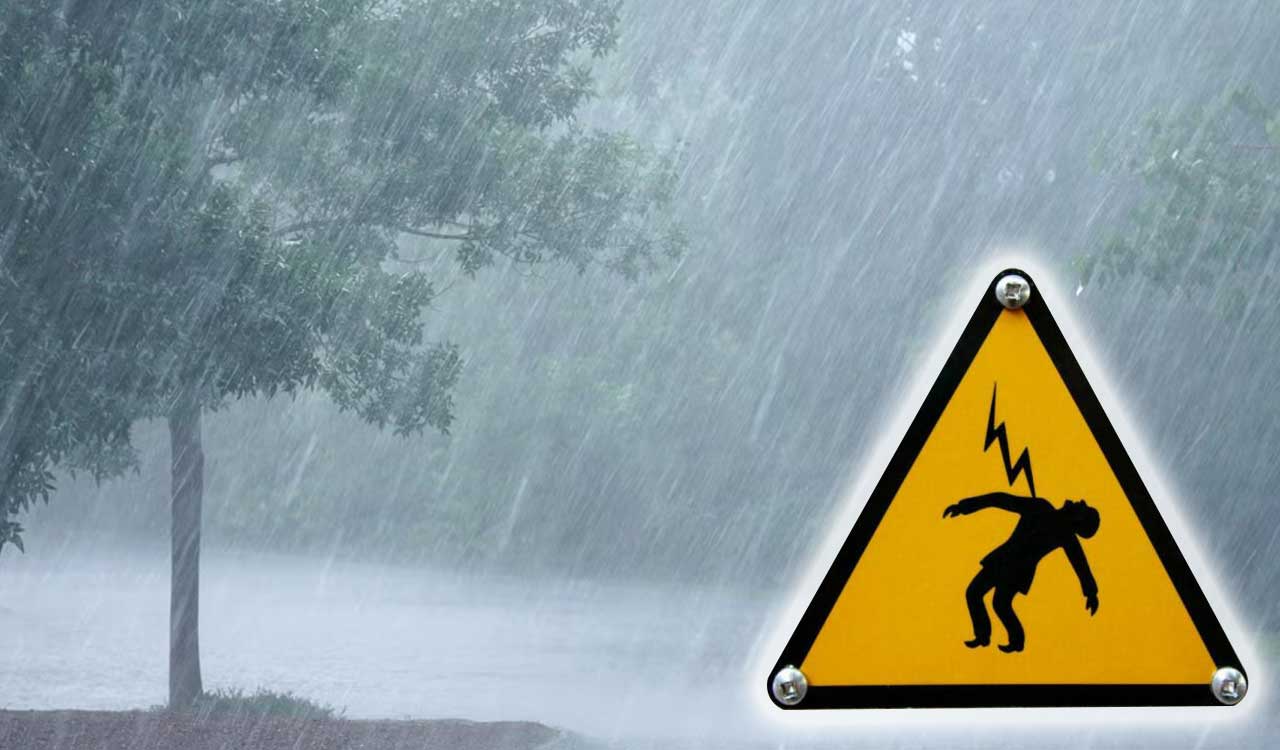 Heavy rain hits TN districts, Chennai sanitation worker electrocuted