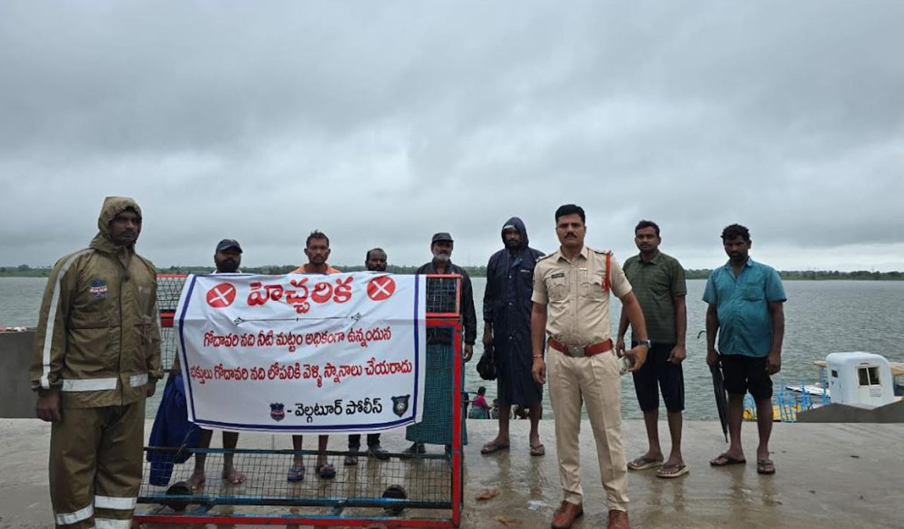 Telangana rains: TGSRTC halts services as Jagtial-Dharmapuri route disrupted by floods