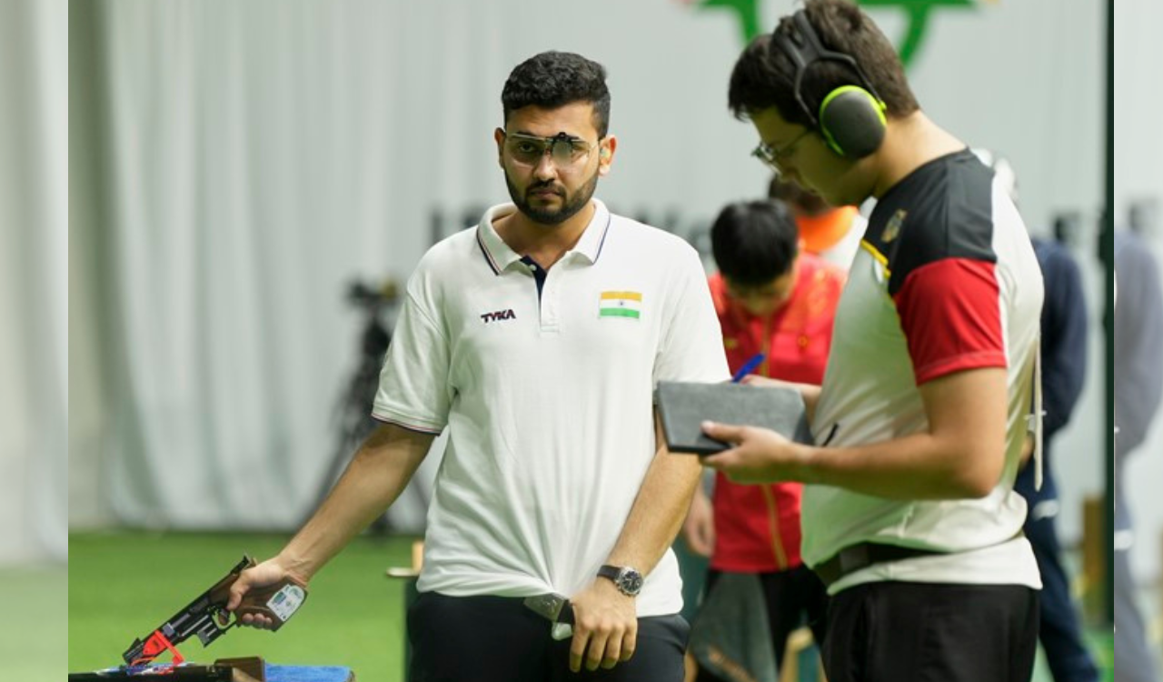 Anish Bhanwala wins silver as India tops Asian Shooting medal tally