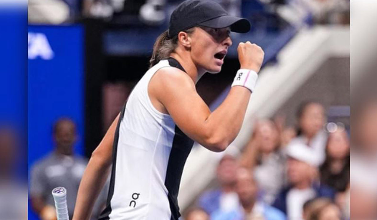 Swiatek rallies to defeat Kalinskaya, faces Alexandrova in US Open Round 4