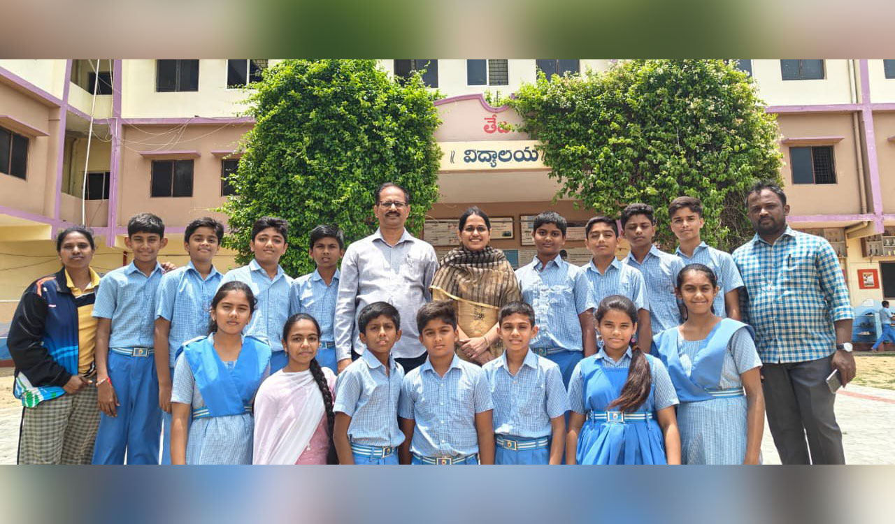 Telangana: Students from Kodad school to witness Independence Day at Red Fort