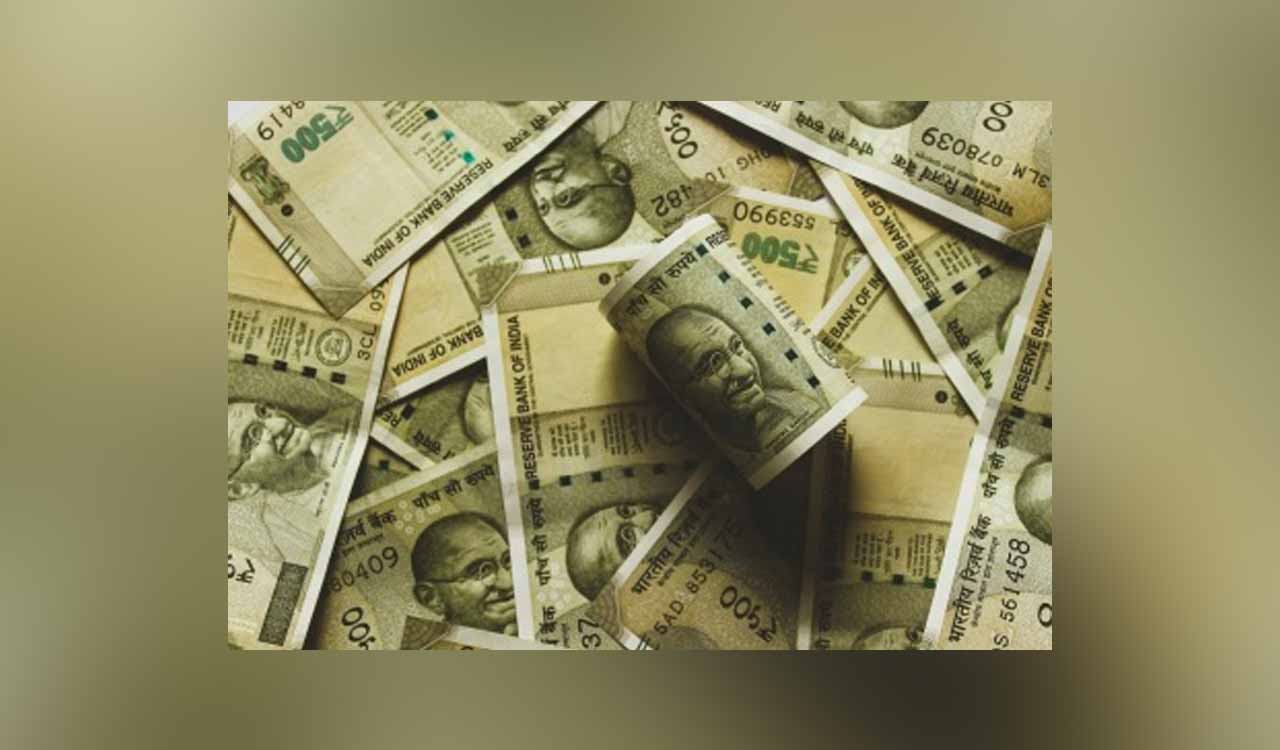 No plans to stop Rs 500 notes in ATMs, says government