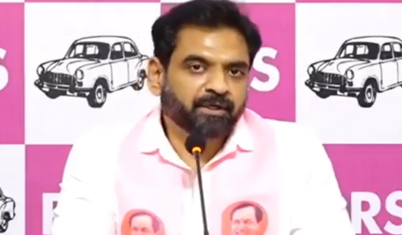 BRS accuses Modi govt of looting public wealth for corporates