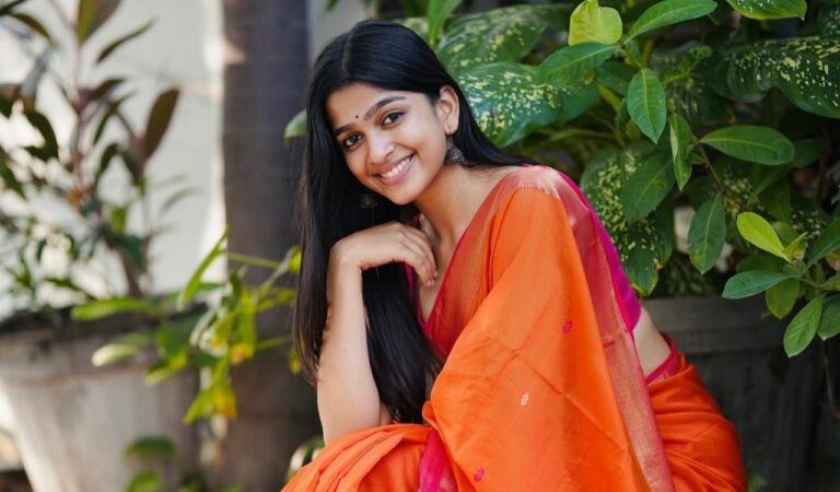 entertainment this love is enough for life says ananthika sanilkumar as 8 vasanthalu completes 50 days
