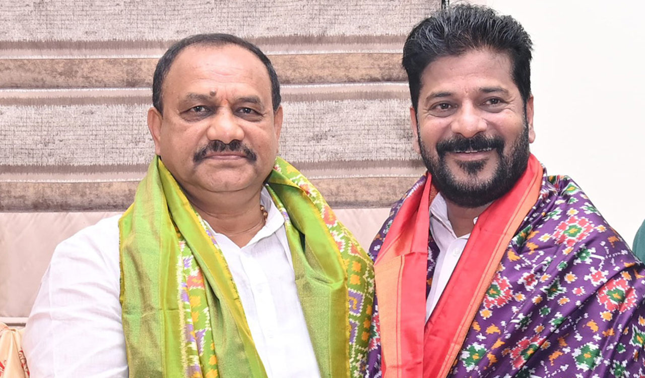 TPCC president, Chief Minister differ over traditional occupations