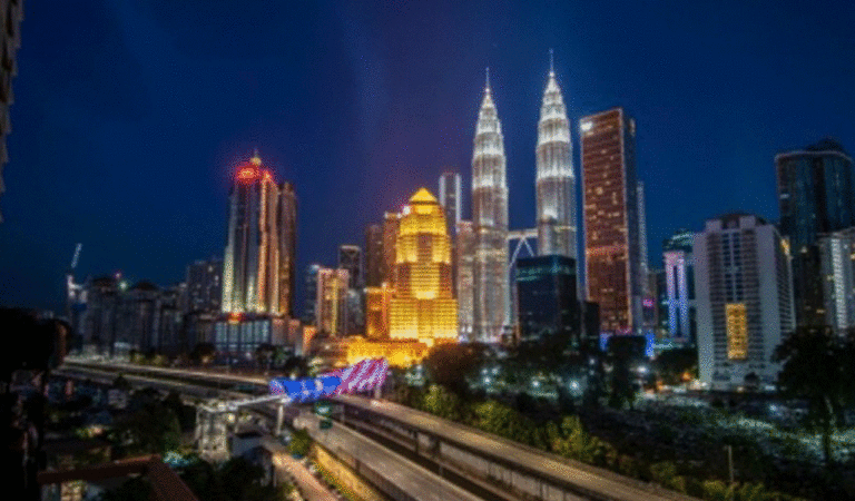 Malaysia jobless rate dips to 3% in Q2, outlook stable