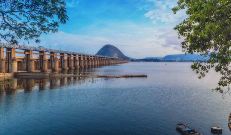 Prakasam Barrage
