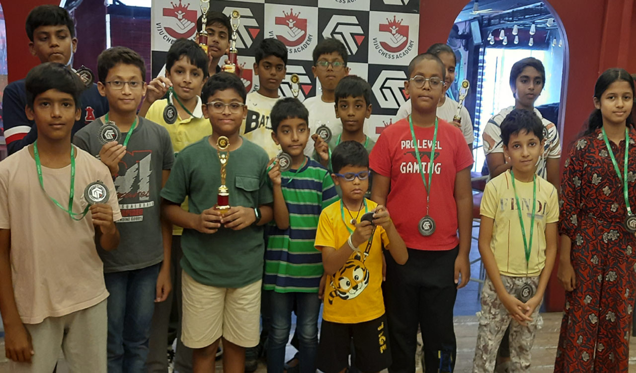 Saish clinches Viju chess title with perfect score