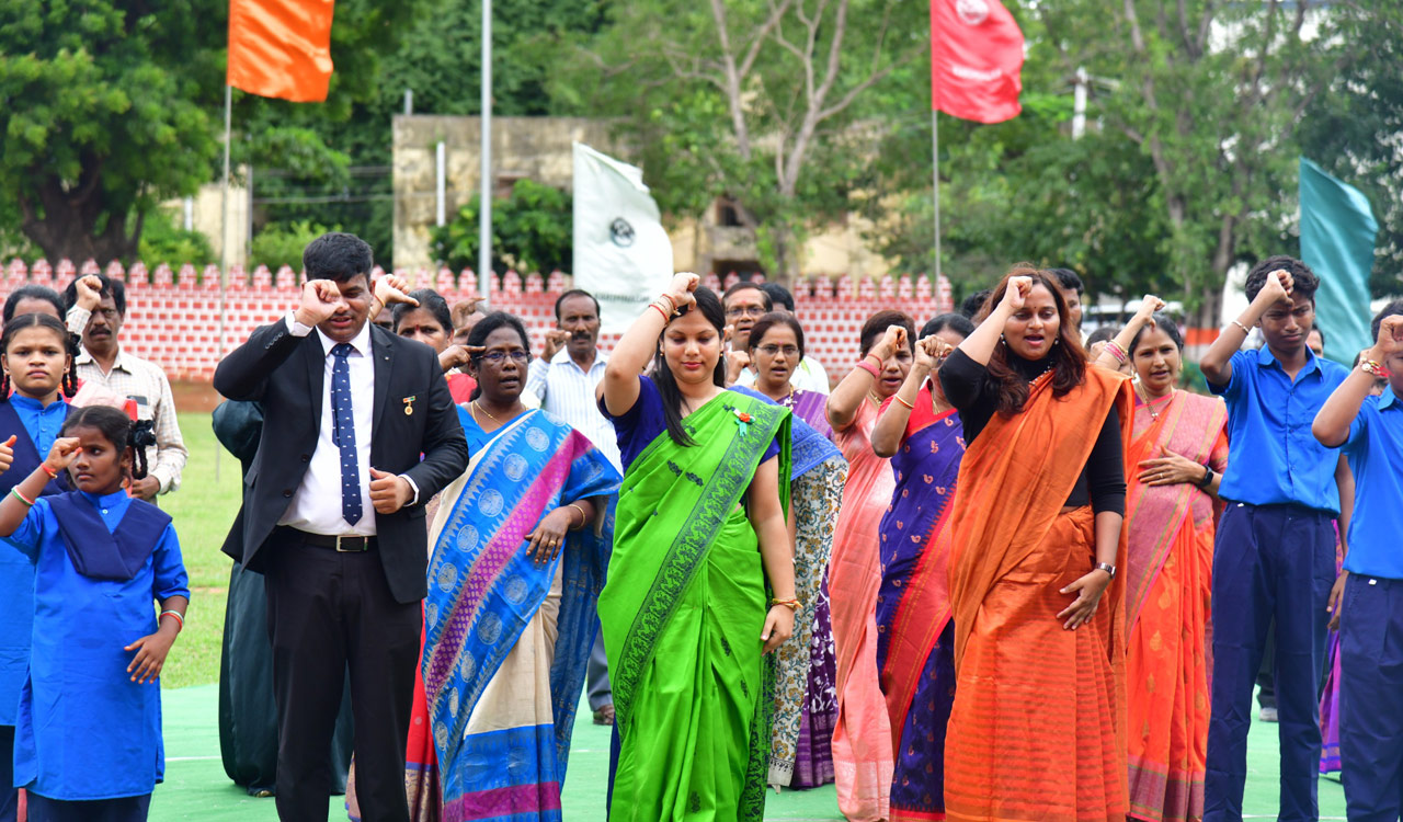 Watch: In a first, Karimnagar district officials perform national anthem in sign language on I-Day