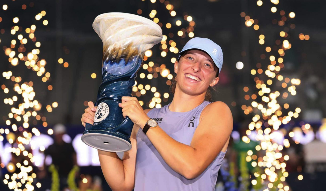 Swiatek wins first Cincinnati Open title beating Paolini