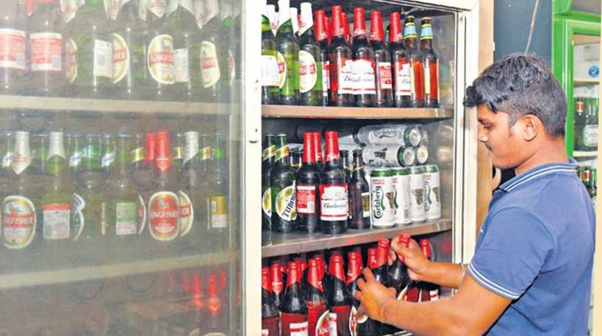 Goud community protests in Hyderabad, seeks 25 per cent liquor shop quota
