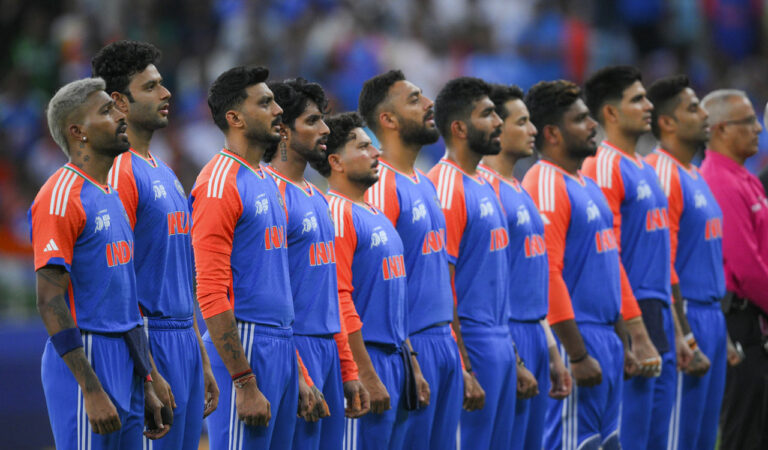 No handshake at toss between India and Pakistan captains