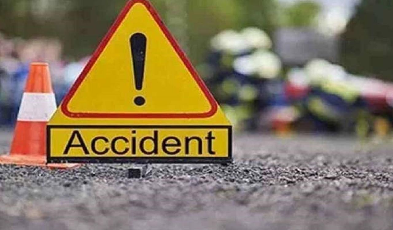 Techie killed, 7 others injured in car crash on Hyderabad ORR