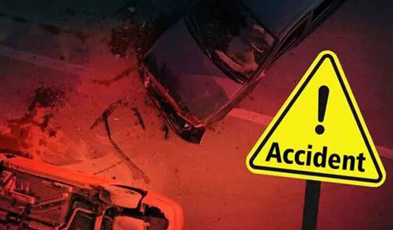 Hyderabad: One killed, five injured as truck rams into car on ORR near Adibatla