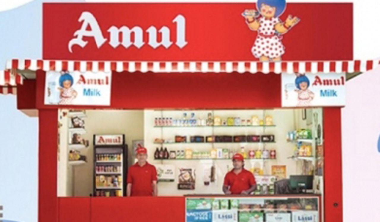 Amul reduces prices of 700+ products after GST rate cut