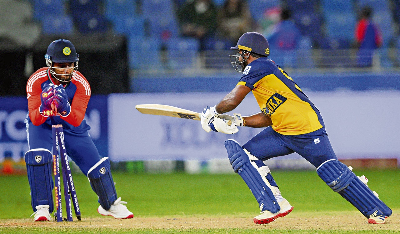 India beat Sri Lanka in Asia Cup thriller as Nissanka hits 107