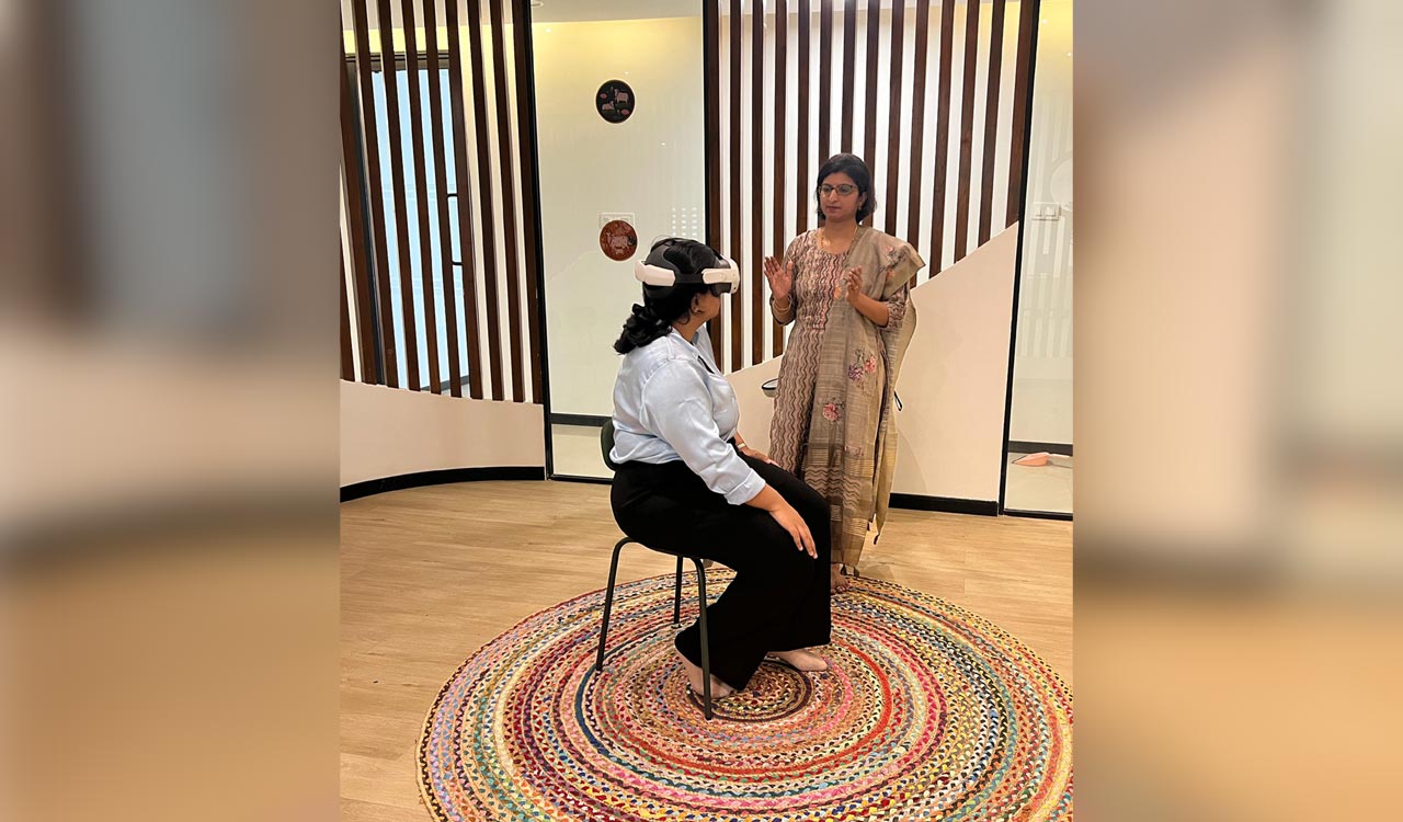 Hyderabad psychiatrist launches VR therapy to overcome fear of flying