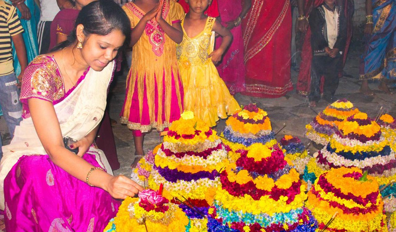 Congress Govt plans Rio carnival-style Bathukamma festival
