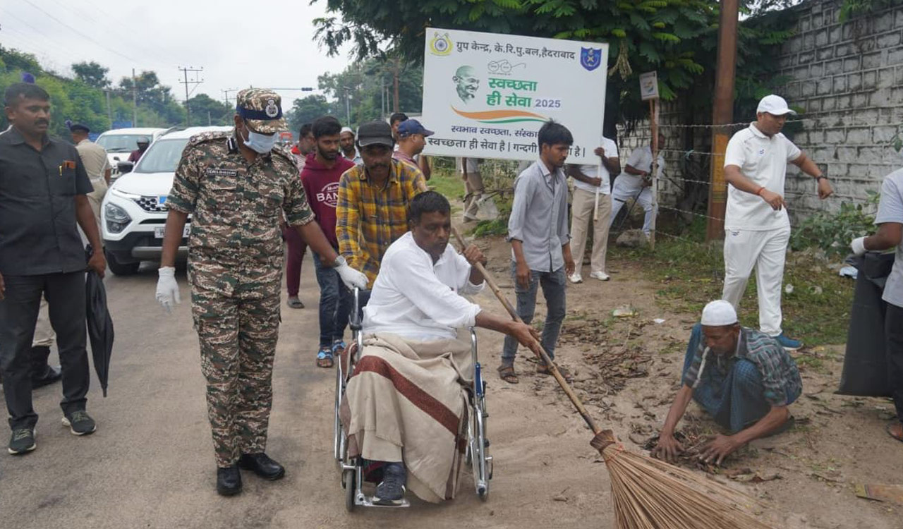 CRPF Hyderabad leads Shramdaan drive on Srisailam highway in Chandrayangutta