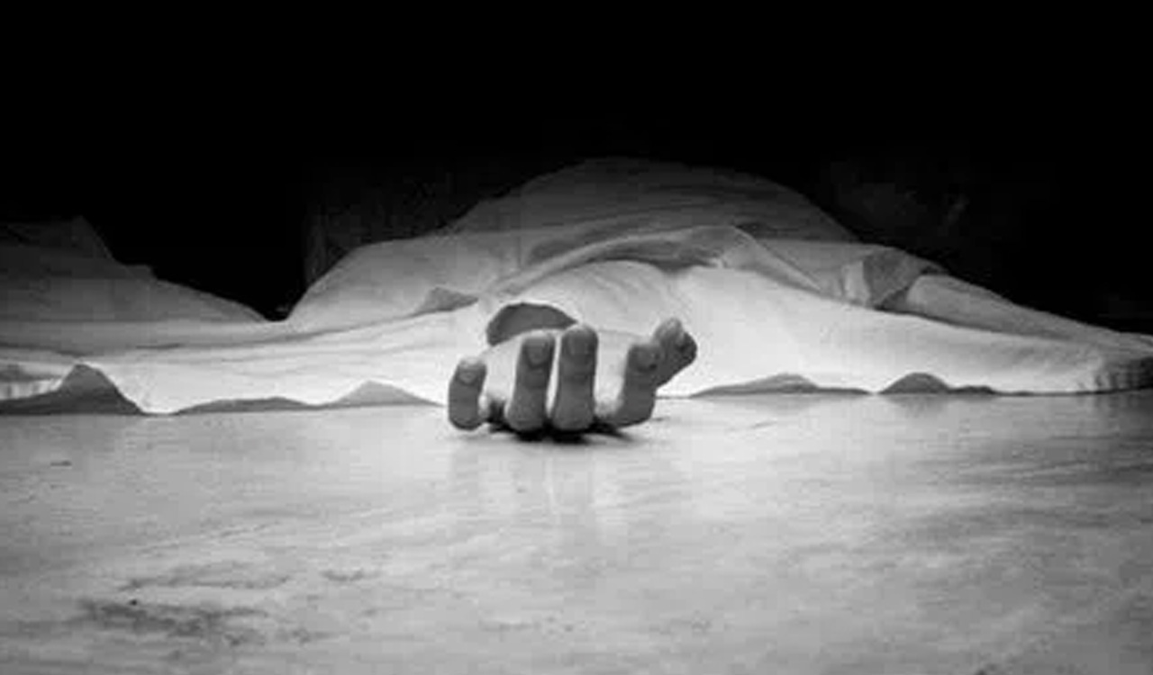 Young mason murdered, body dumped at home in Bollaram