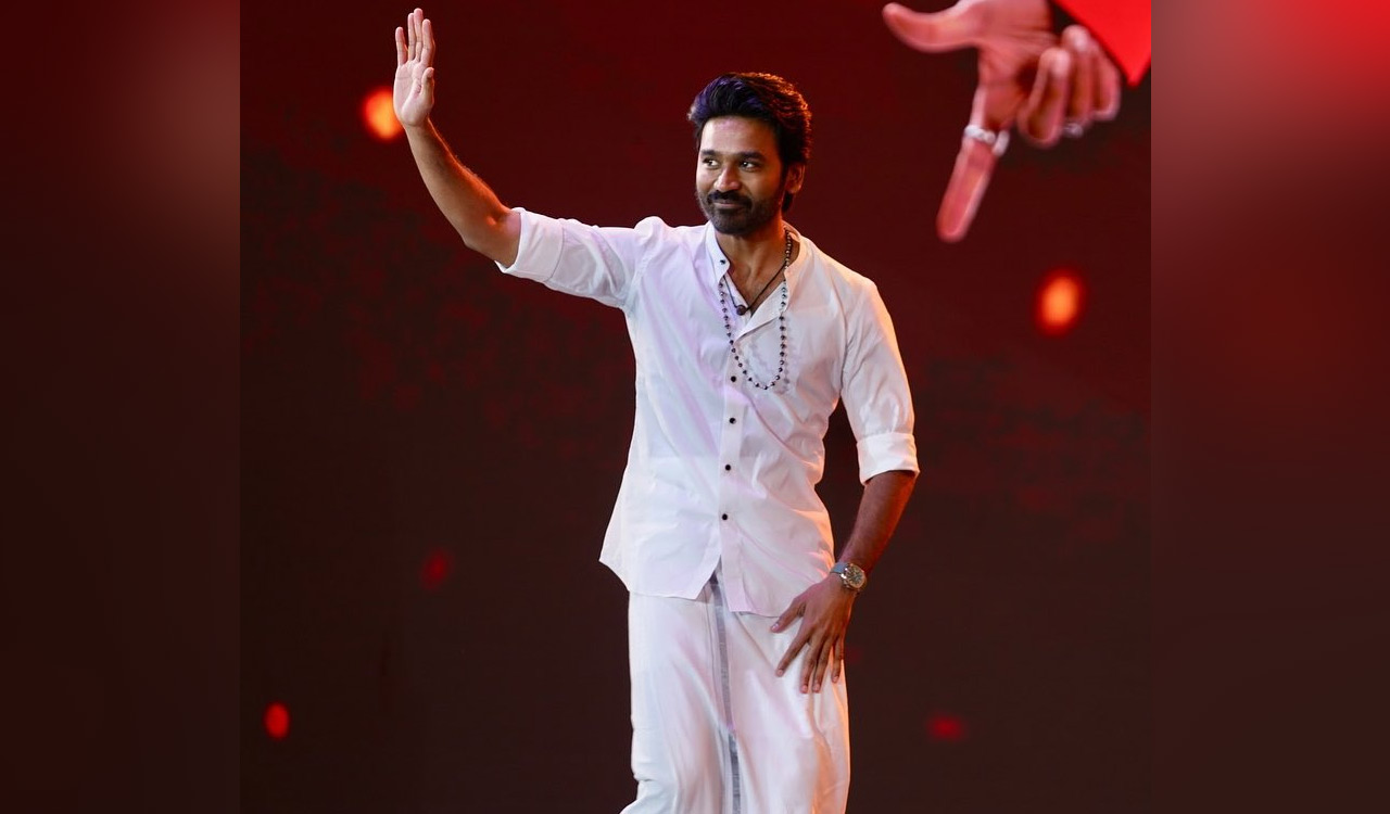 Dhanush urges fans to beware of early film reviews