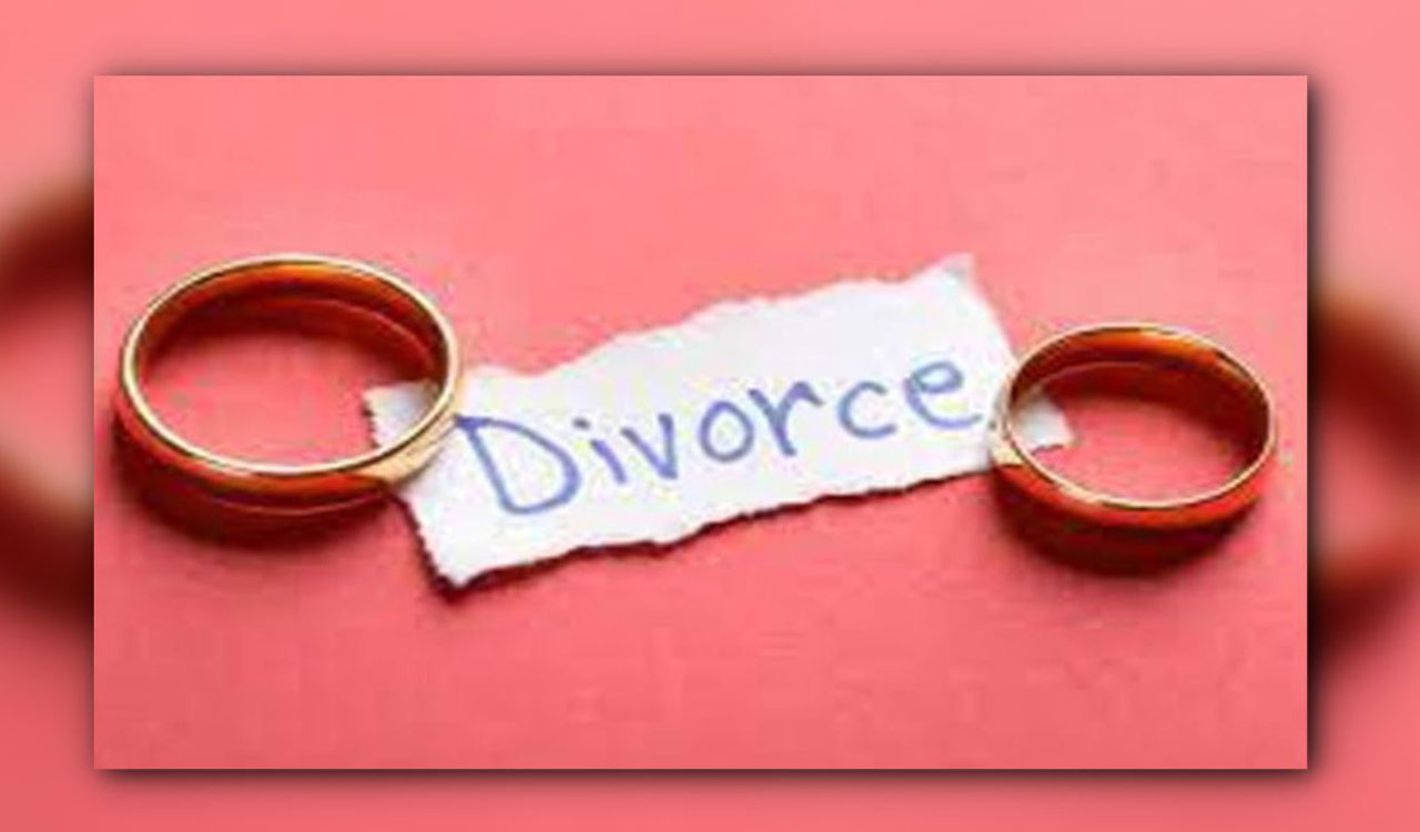 Supreme Court dissolves marriage over Rolls Royce dowry dispute