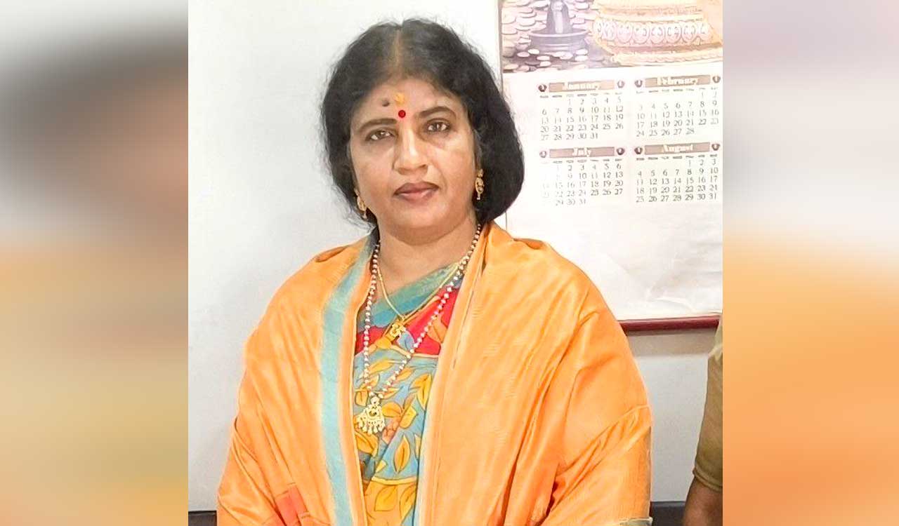 Former DSP Nalini slams Congress government over pending dues