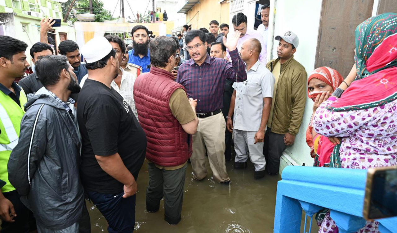 Over 1,200 families evacuated after River Musi flooding, rescue ops continue