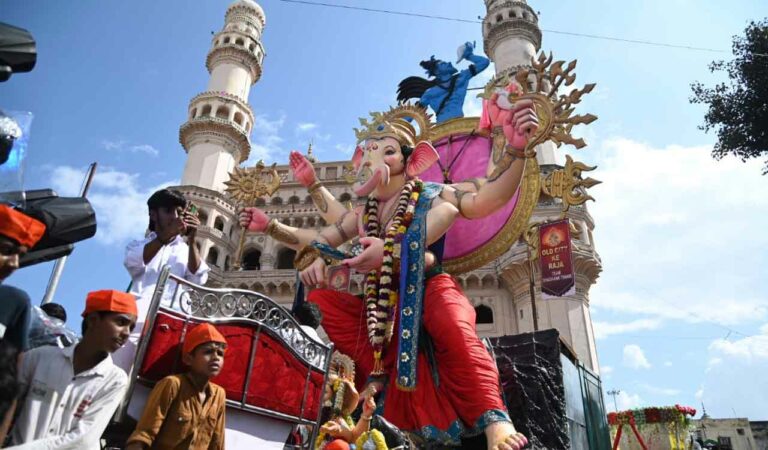 Ganesh immersion procession delayed, crosses Charminar at 2 pm amid heavy security
