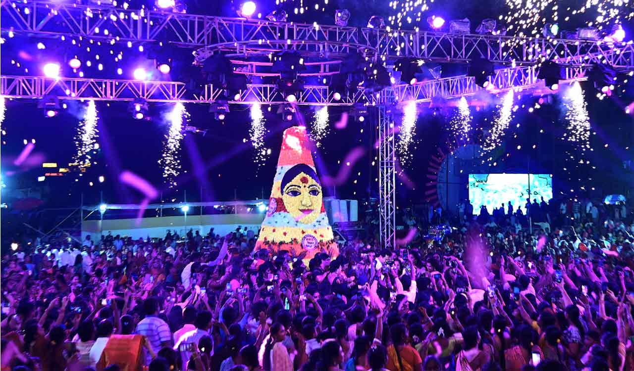 Hyderabad: Rachakonda Traffic Police issues advisory for Grand Bathukamma celebrations at Saroornagar Stadium