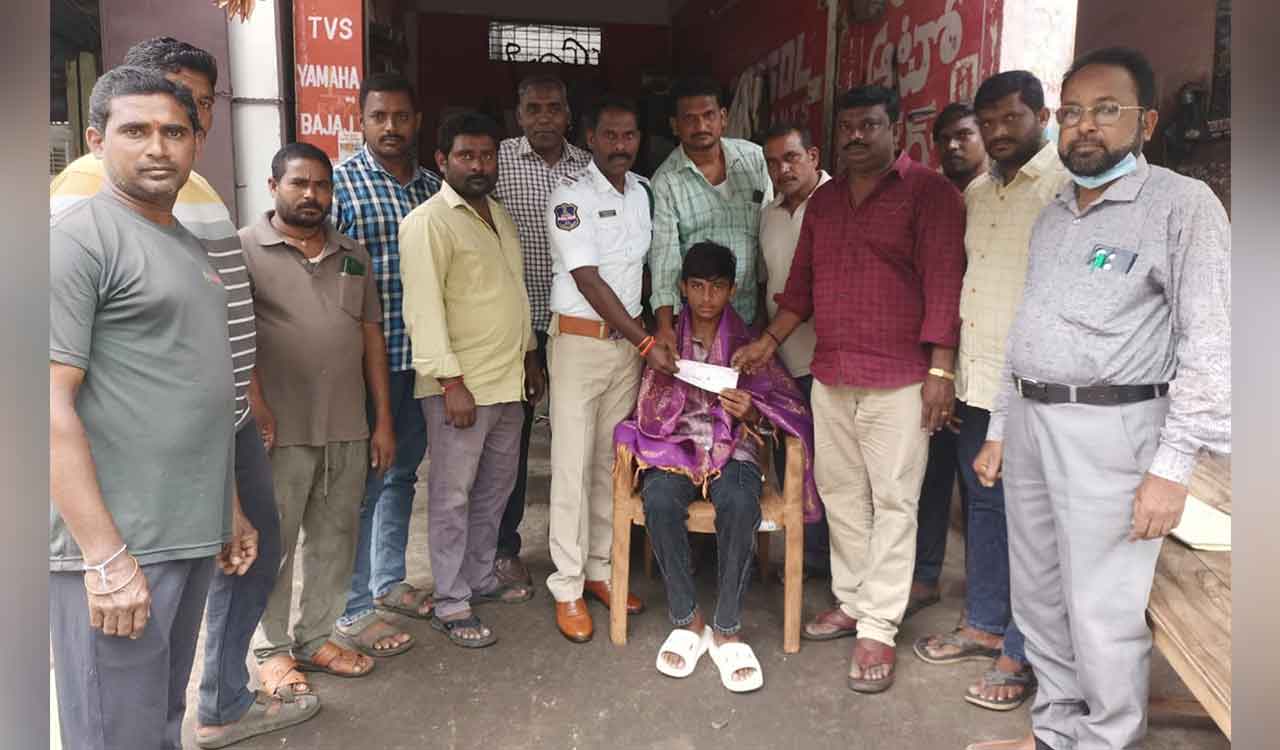 Khammam Two Wheelers Mechanics Association, a decade old tale of cooperation