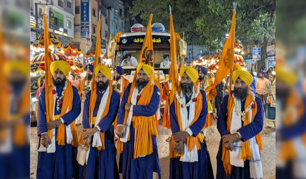 Sikh Sangat marks 350th martyrdom anniversary with procession and prayers
