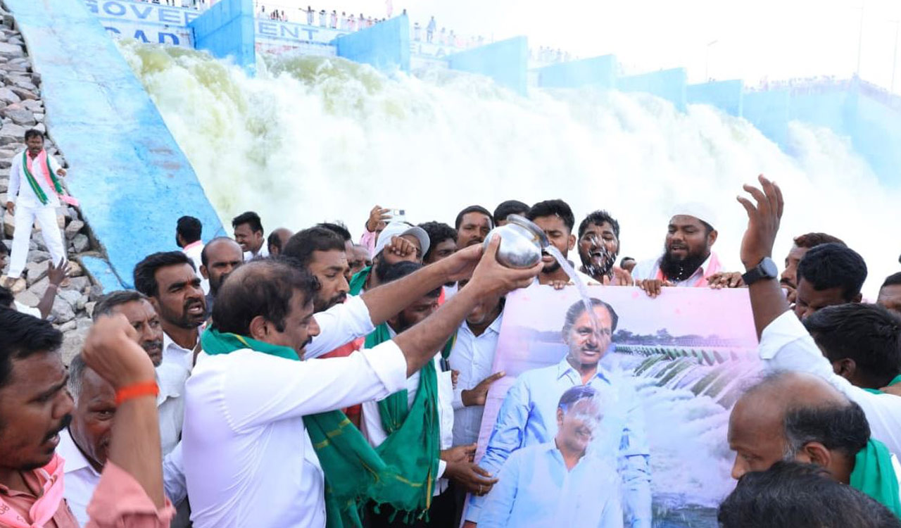 BRS launches Chalo Mallanna Sagar, vows to take KLIP fight to public court