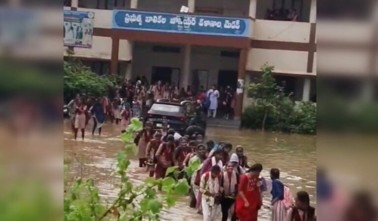 Heavy rains submerge Medak town, normal life disrupted