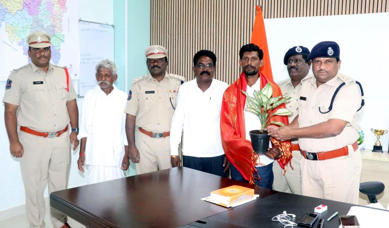 Medak youth honoured for rescuing villagers from flooded stream