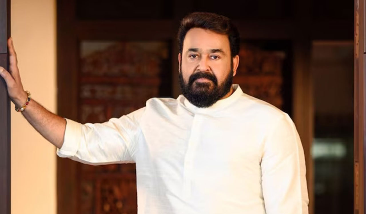 Andhra Pradesh CM, DyCM congratulate Mohanlal on Dadasaheb Phalke Award