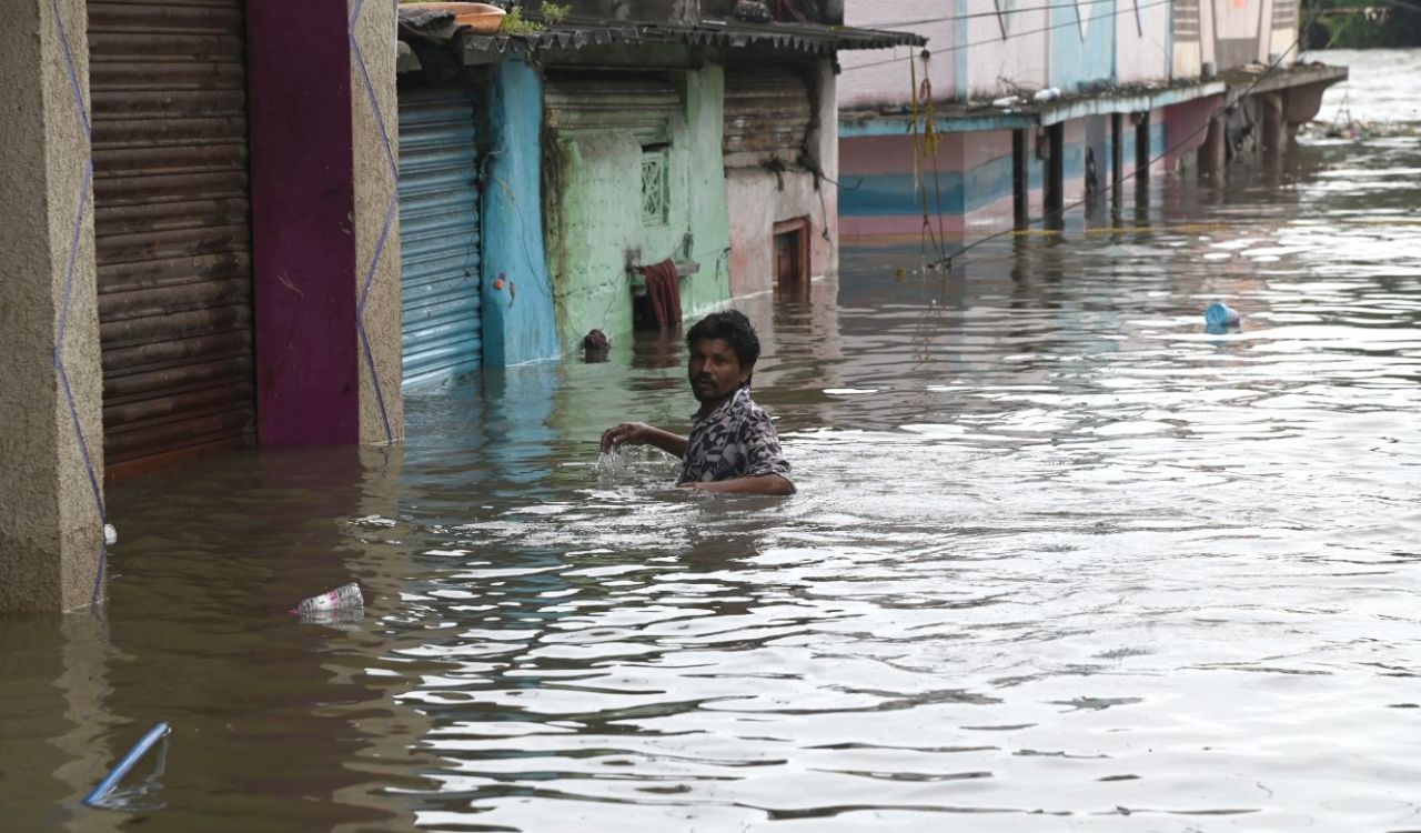 MGBS inundated, belongings swept away as Musi overflows across Hyderabad