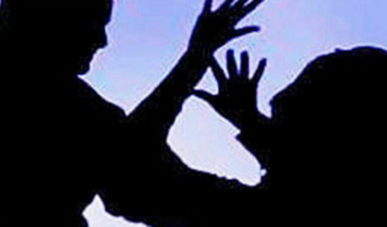 Private lab technician booked for sexually harassing female patient
