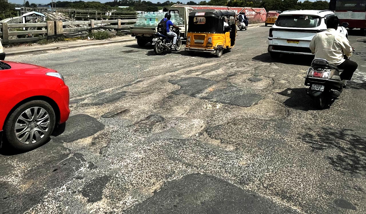 Hyderabad commuters struggle amid heavy rains and road damage